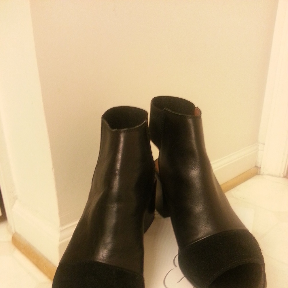 Designer Slingbacks by TOP SHOP - Picture 2 of 2
